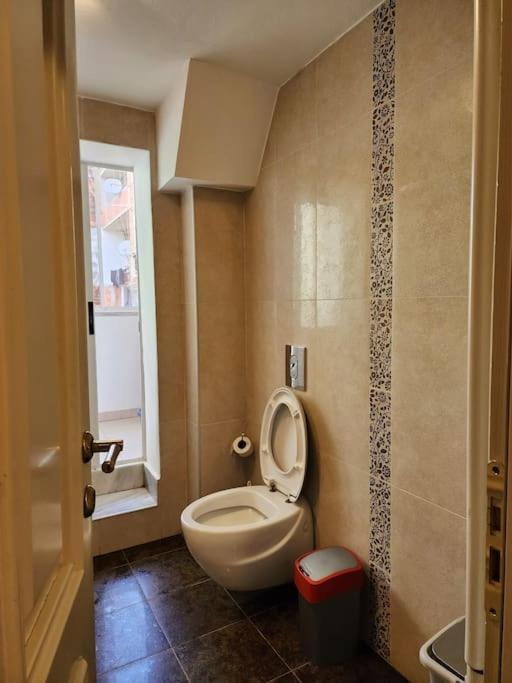 Vintage Flavor Apartment/Home Tiranë Ngoại thất bức ảnh
